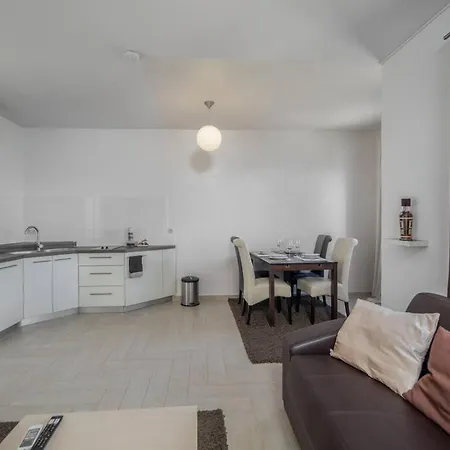 Apartamento Montana - Panorama 2 With Beautiful Sea View Near Opatija